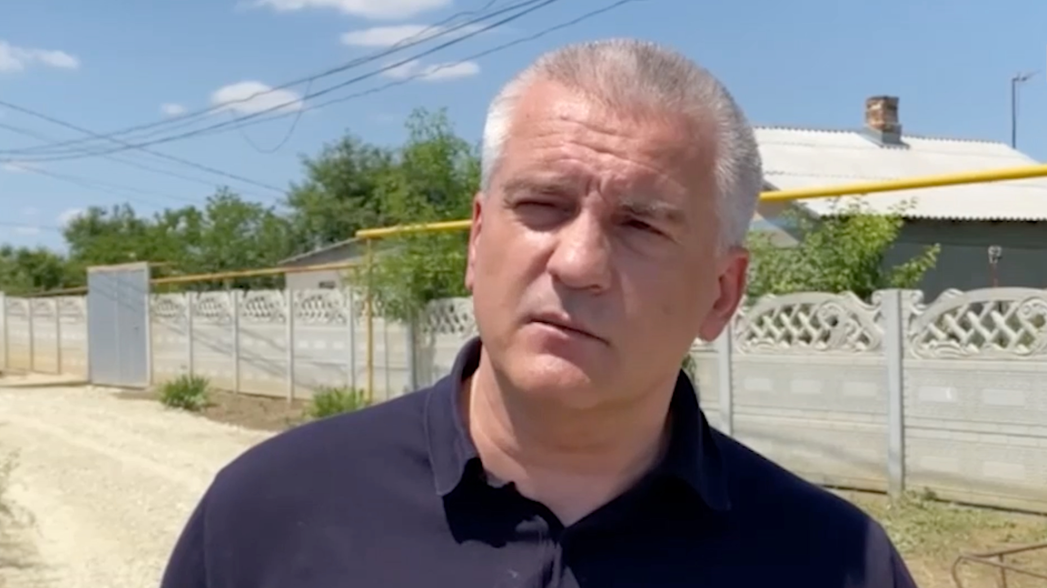 Аксенов сообщил об украинском ударе по буровым платформам в Черном море