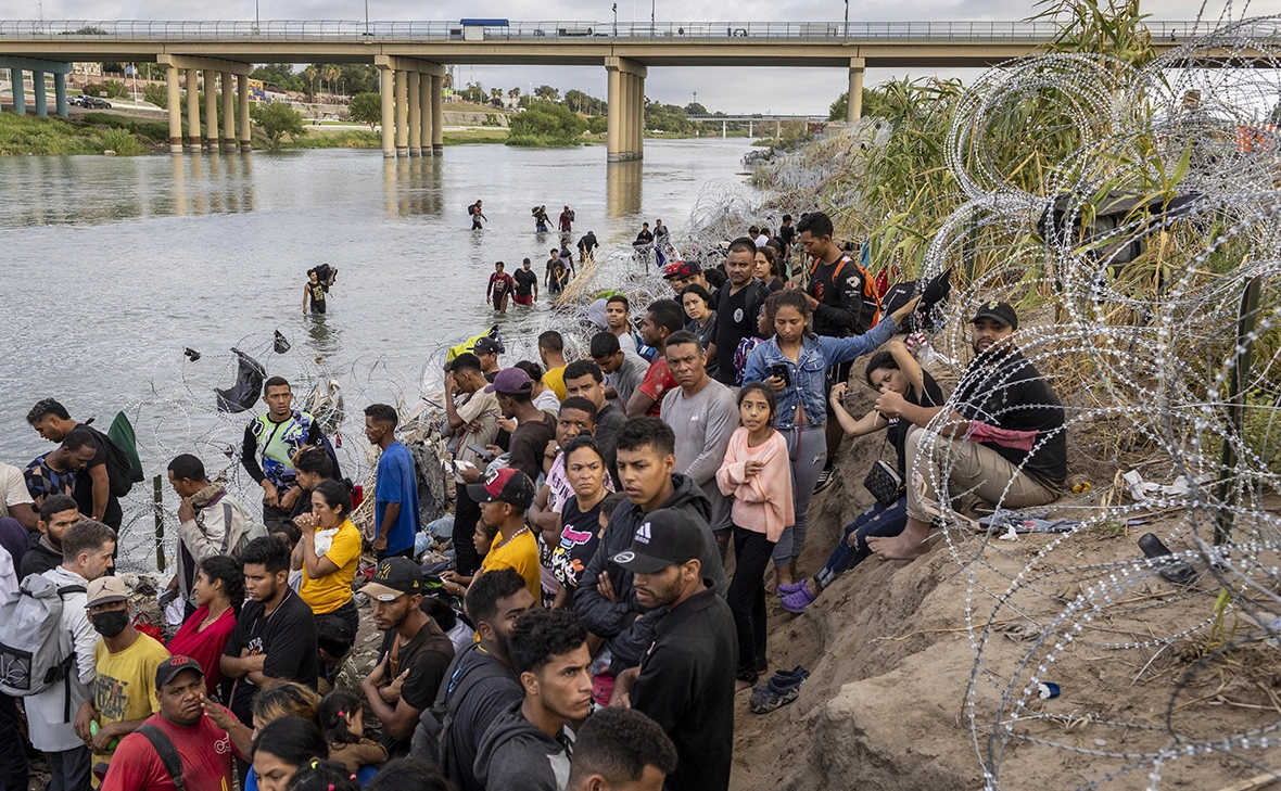 John Moore / Getty Images