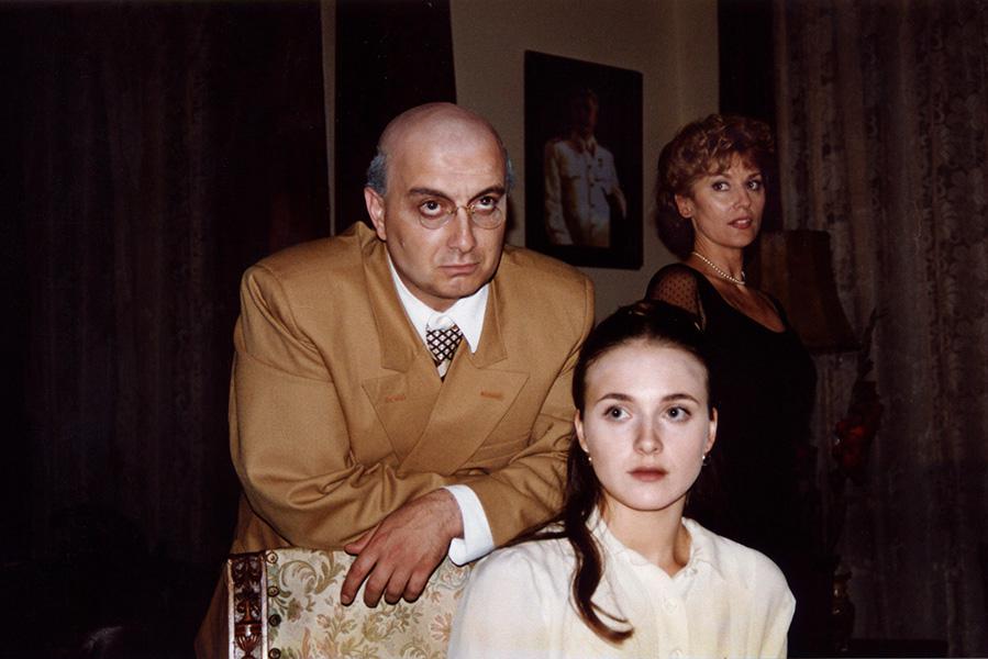 Ираклий Мачарашвили и Анна Снаткина во время съемок сериала &laquo;Московская сага&raquo; по роману Василия Аксенова, 2004 год