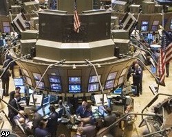Торги в США закрылись существенным понижением индексов