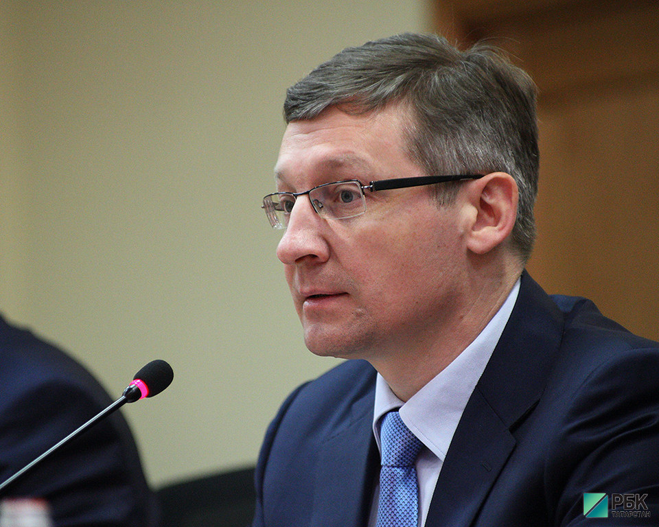 Министр внутренних дел Татарстана заработал в 2015 году 3 млн. рублей