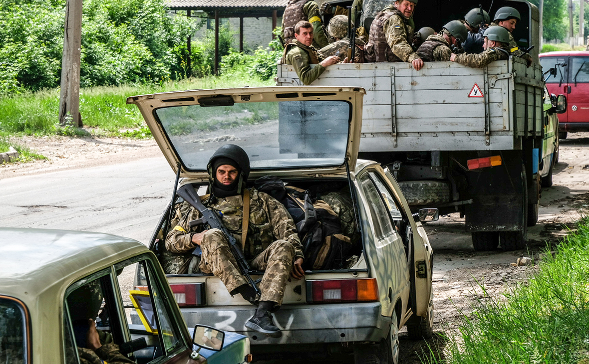 В ВСУ объяснили отступление из Лисичанска риском «фатальных последствий»"/>













