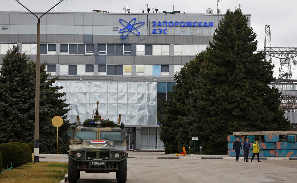 В «Росэнергоатоме» заявили об угрозе затопления Запорожской АЭС"/>













