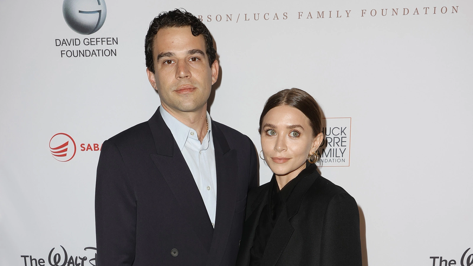 Екі еселенген онлайн бейнелер