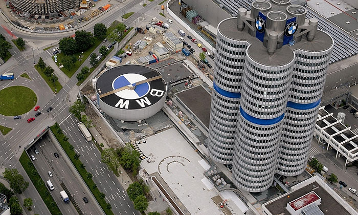 Топ-менеджер BMW станет финдиректором крупнейшего в Германии банка