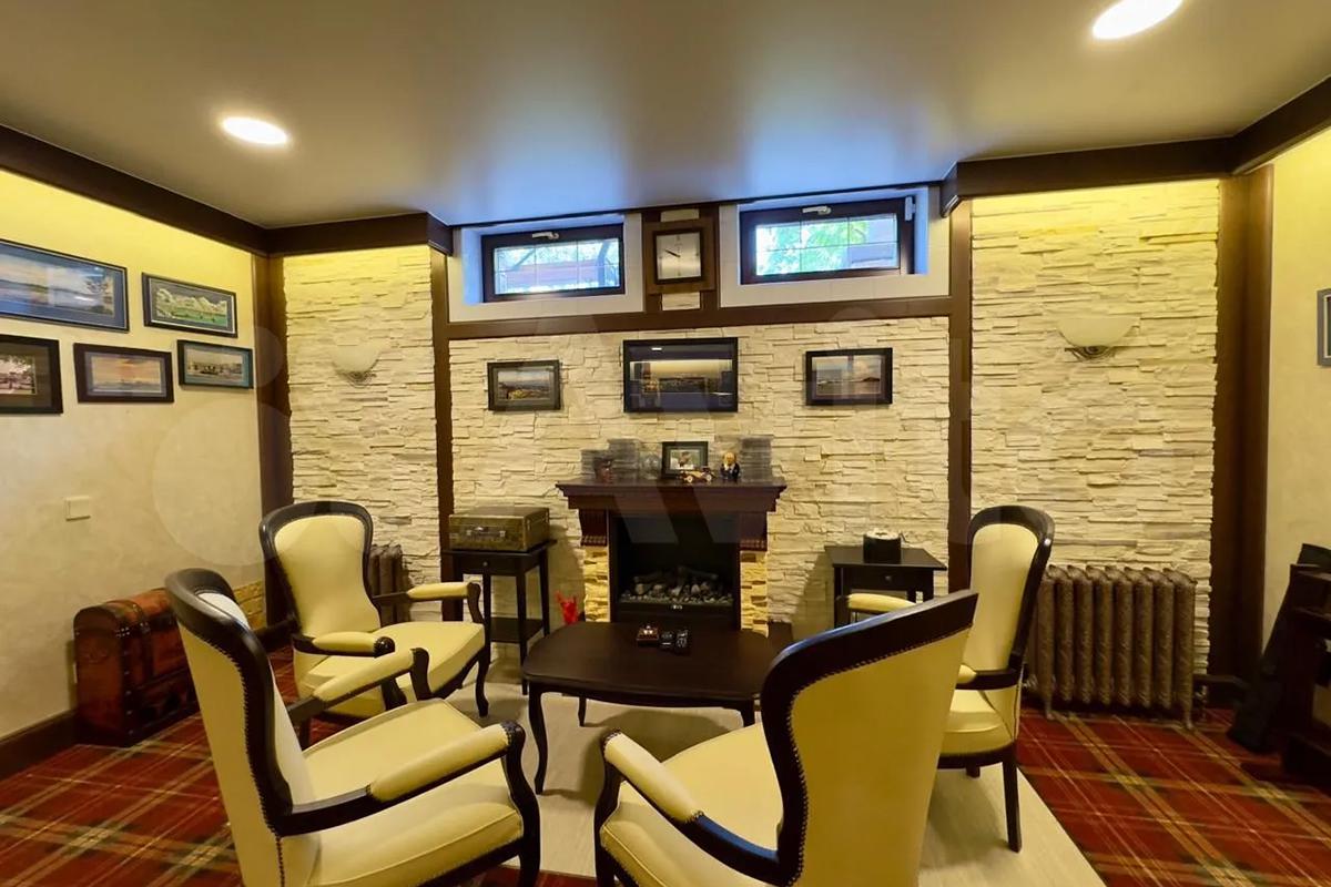 Как выглядят самые дорогие продающиеся в мегаполисах России дома