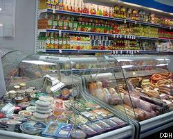 Большинство россиян периодически покупают еду на рынке