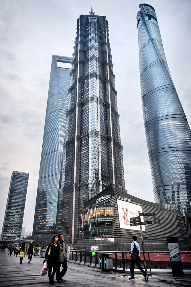 № 19. Башня Цзинь Мао (Jin Mao Tower)


	Высота:&nbsp;420,5&nbsp;м, 88 этажей
	Место: Шанхай, Китай
	Назначение: отель и&nbsp;офисы
	Архитектура: Skidmore, Owings &amp; Merrill LLP (SOM)
	Дата строительства: 1999 год

