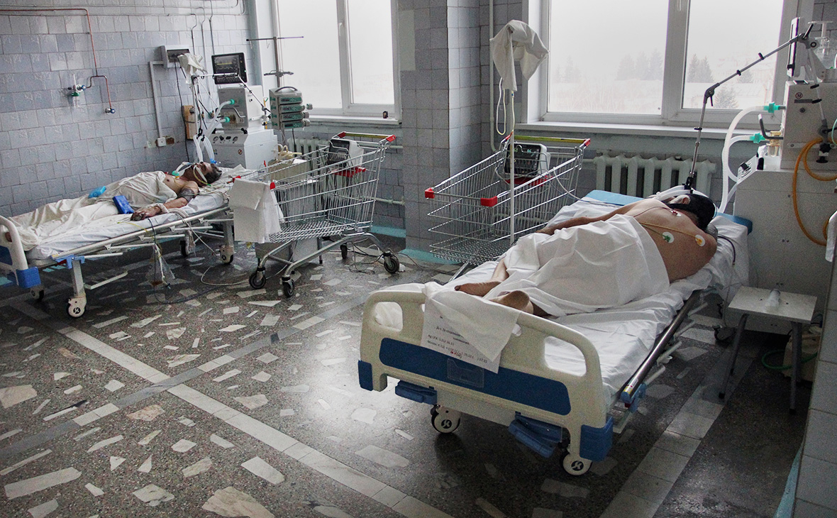 Отделение интенсивной терапии ковид-госпиталя, организованного в городской больнице имени Л.Я. Литвиненко в городе Новоалтайске