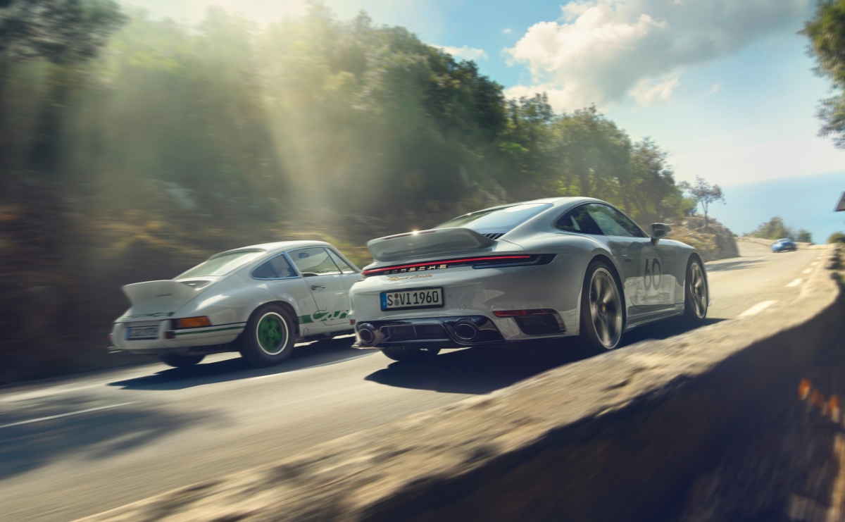 Porsche выпустила самый мощный спорткар 911 с «механикой»