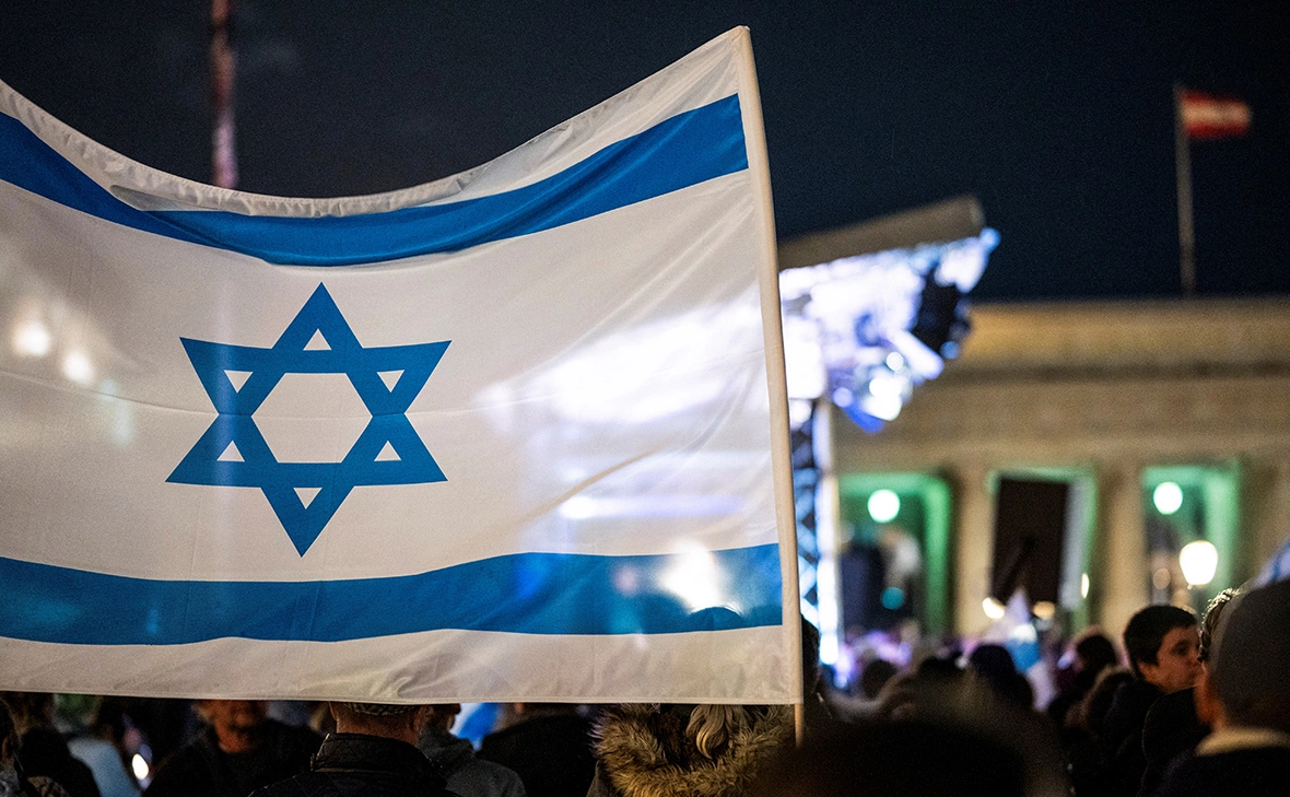 Julia Geiter / Reuters