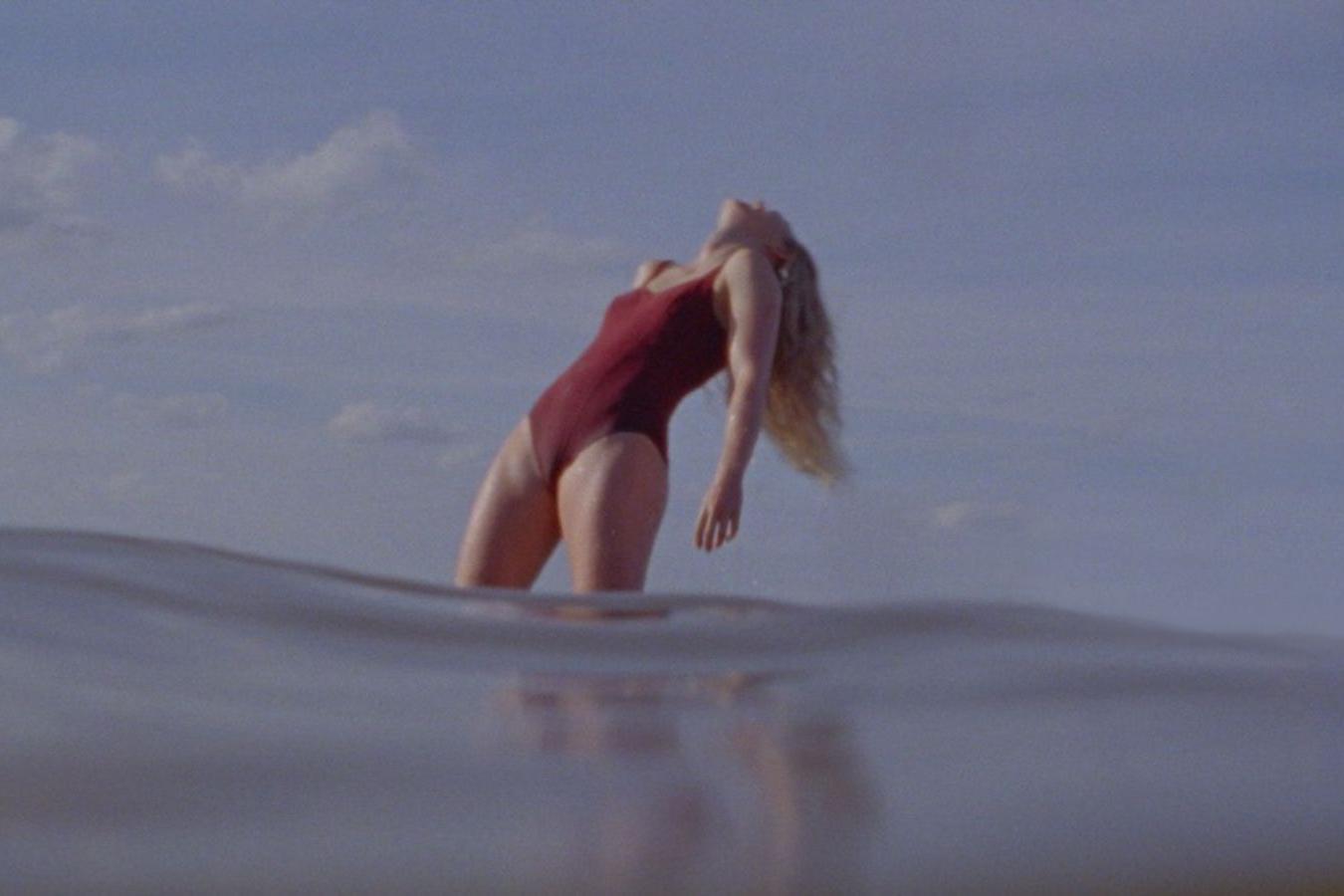 Кадр из фильма «Хронология воды»