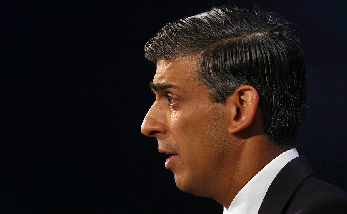 Henry Nicholls / Getty Images