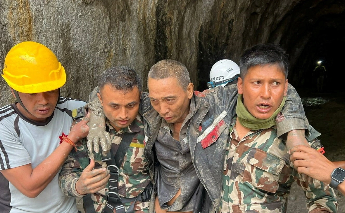 Nepal Army / Reuters