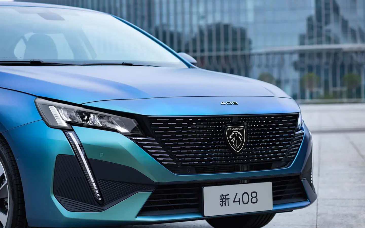 Peugeot 408