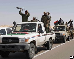 Ливийские повстанцы захватывают нефтепорты