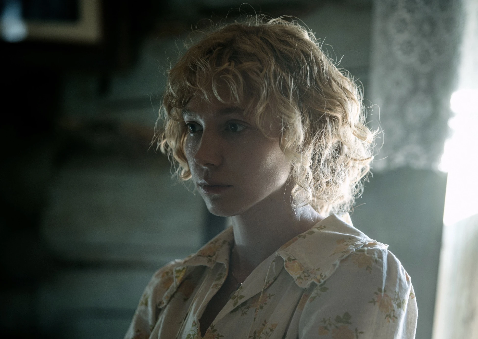 Марина Васильева на съемках сериала «Полураспад»
