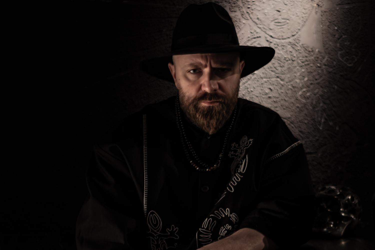 Bar Icon — Артем Перук, Follow The Rabbits, (Санкт-Петербург)