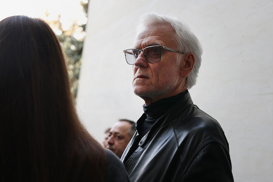 Певец Александр Маршал