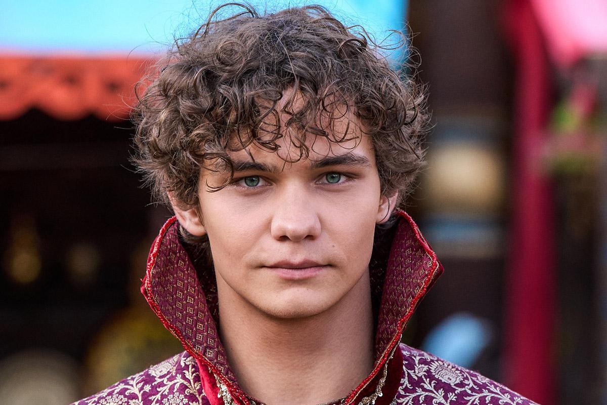 Кадр со съемок фильма «Царевна Несмеяна»