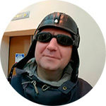 «Привет, Tenet»! Тест обновленного кроссовера T8, откликающегося на голос