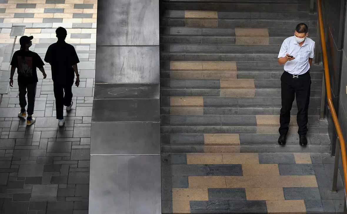 Mark Schiefelbein / AP