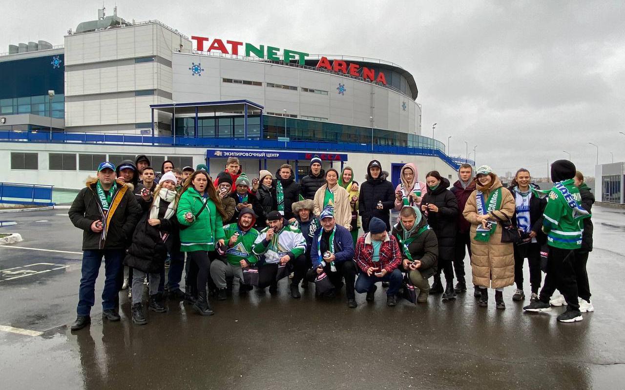 «Фонбет» организовал самый масштабный выезд фанатов на Зеленое дерби КХЛ