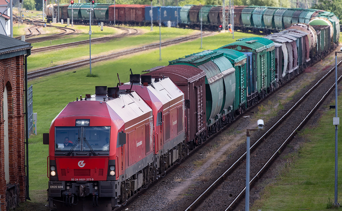 Литовские железные дороги возобновят транзит грузов в Калининград"/>














