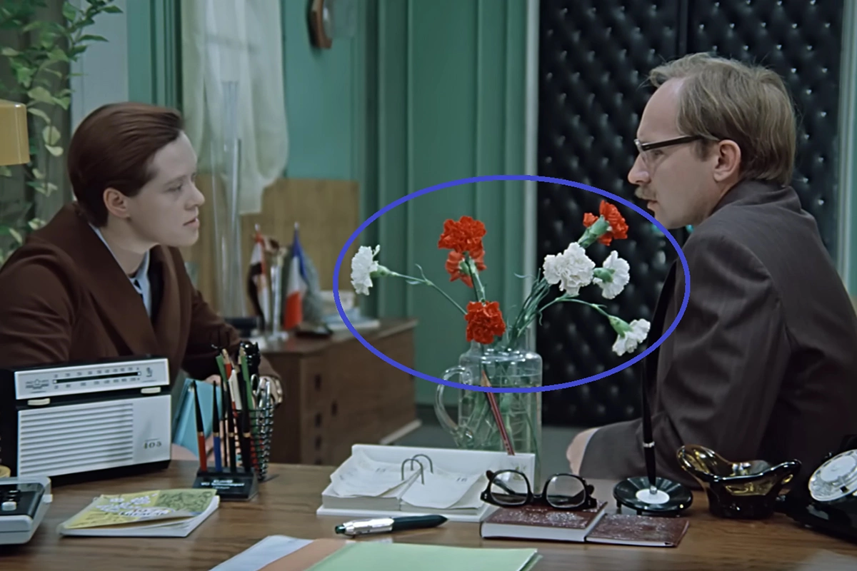 Кадр из фильма «Служебный роман» (1977), режиссер Эльдар Рязанов