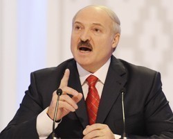 Президент Белоруссии А.Лукашенко запрещает Нацбанку "печатать деньги"