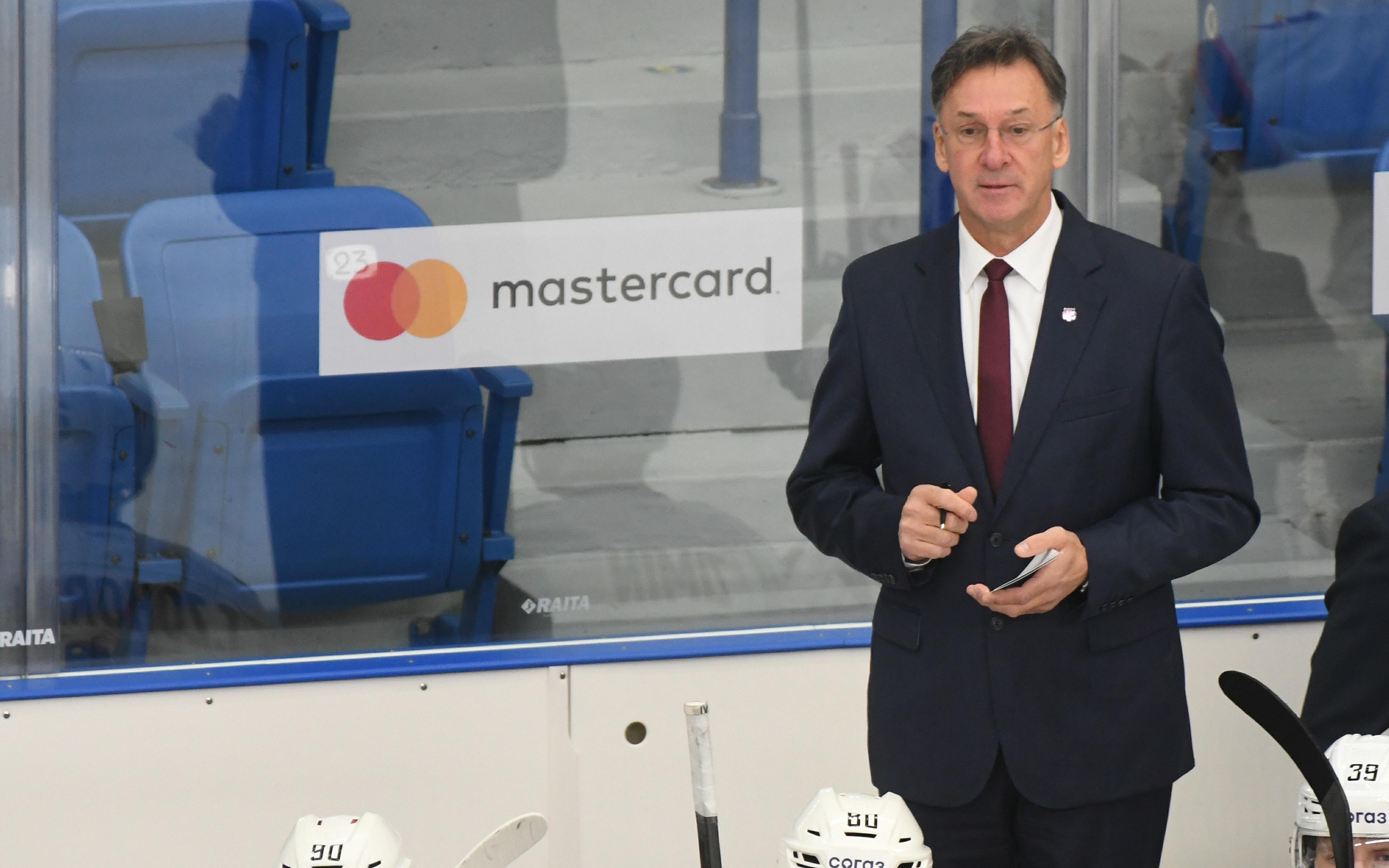 Худшая команда КХЛ назначила нового главного тренера