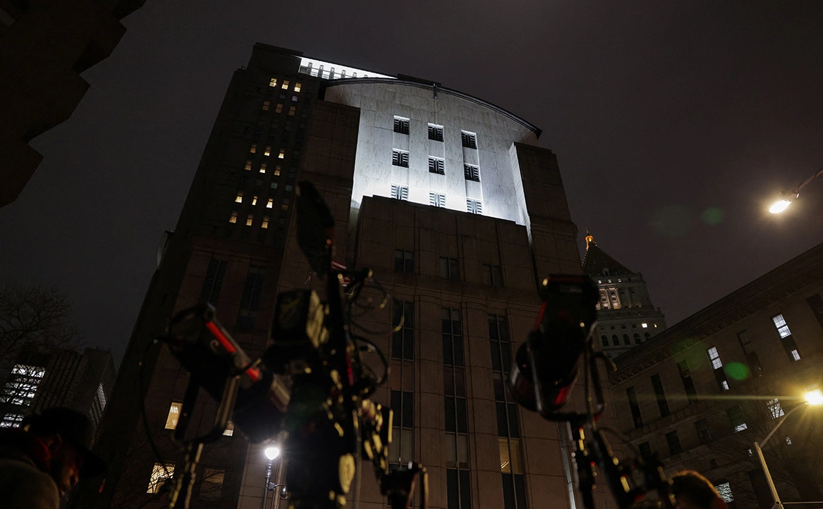 Jeenah Moon / Reuters