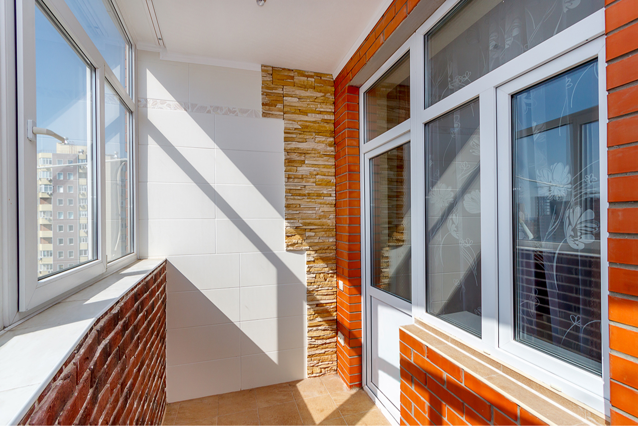 Балкон 4 кв. м. — варианты дизайна и особенности применения стиля для маленького балкона (100 фото)