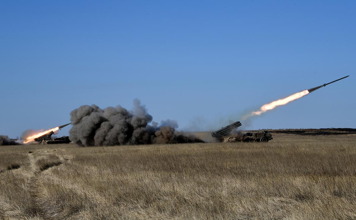 Белый дом не подтвердил данные о получении Россией боеприпасов от КНДР — РБК