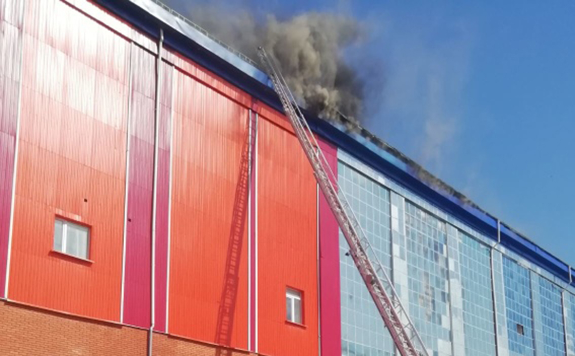 В Калуге произошел пожар в здании бывшего хладокомбината