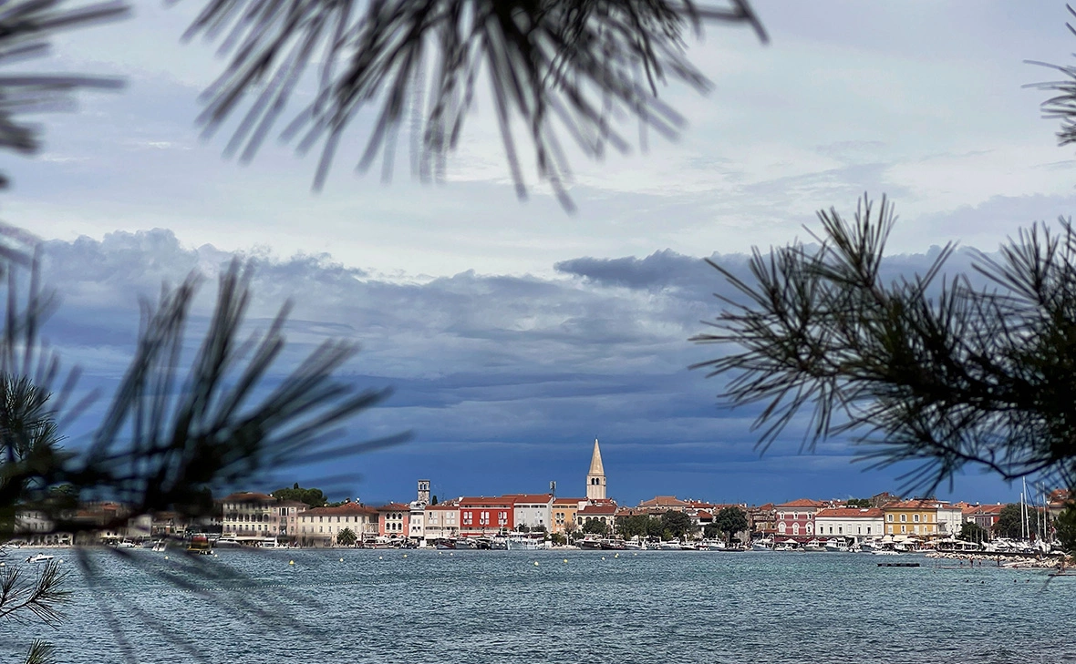 Frank Hoermann / Sven Simon / Global Look Press