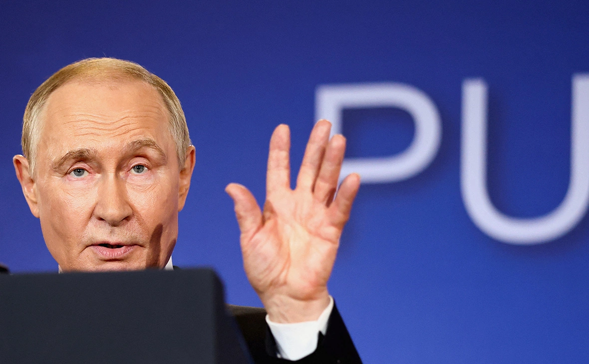 Kevin Lamarque / Reuters