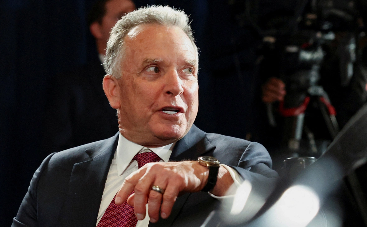 Kevin Lamarque / Reuters