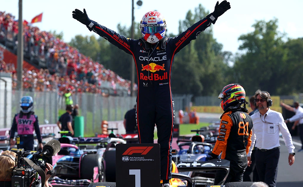 Mark Thompson / Getty Images