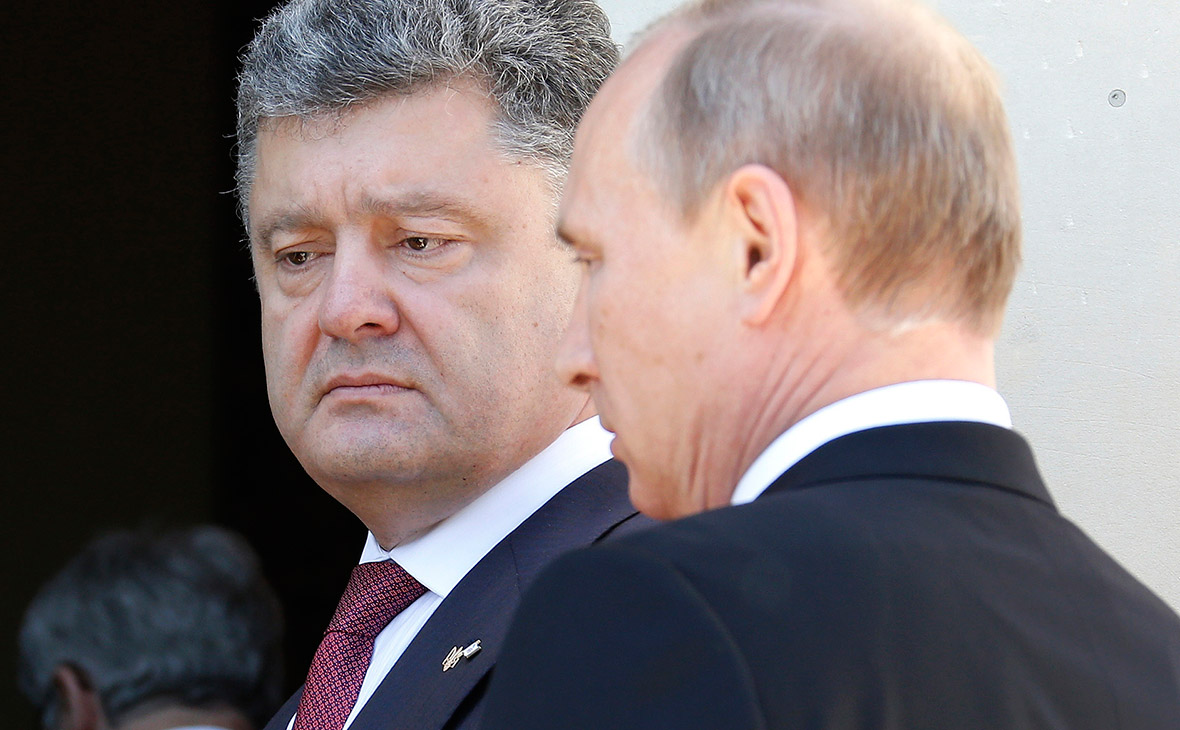 Президент Украины Петр Порошенко и президент России Владимир Путин


