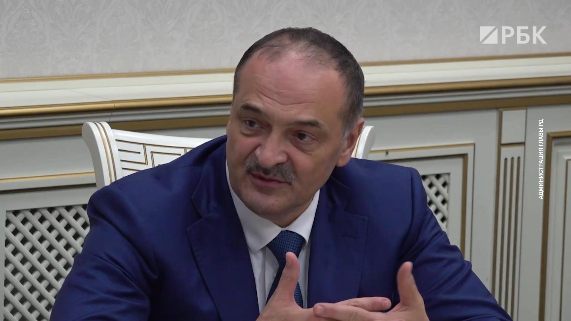 Семья Героя России Сулейманова получила ₽5 млн от сенатора Керимова
