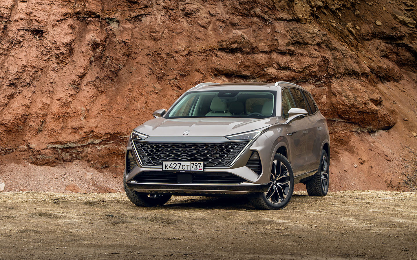 Комплектации в основном аналогичны таковым у MG, но скорректированы ради снижения цен. К примеру, в России нет системы контроля за вниманием водителя &mdash; о, счастье (без иронии)!