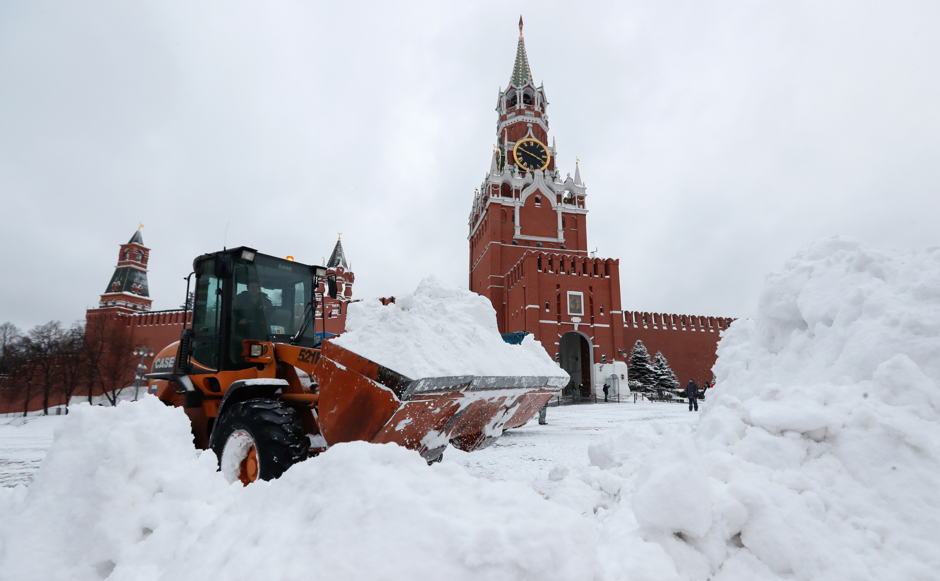 москву засыпало