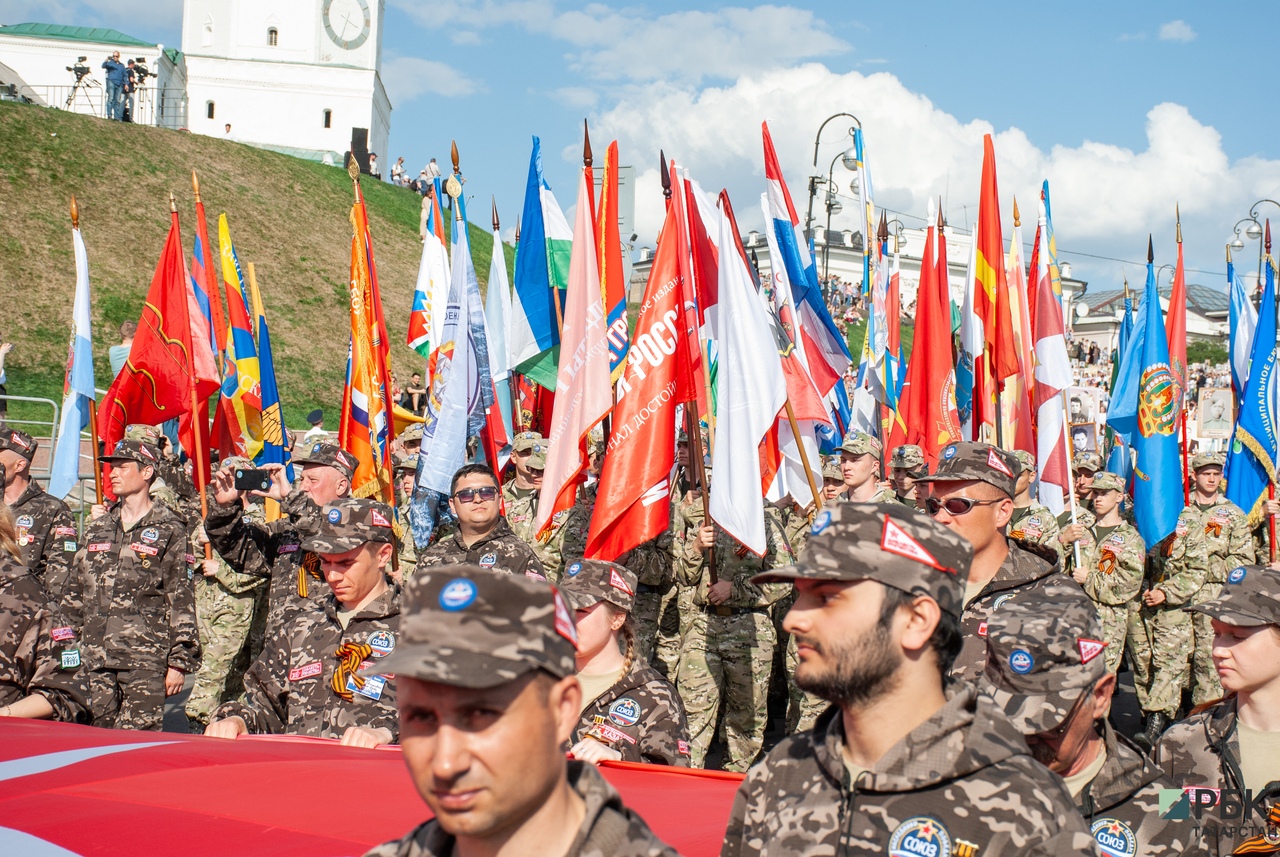 Казань празднует День Победы. Фоторепортаж