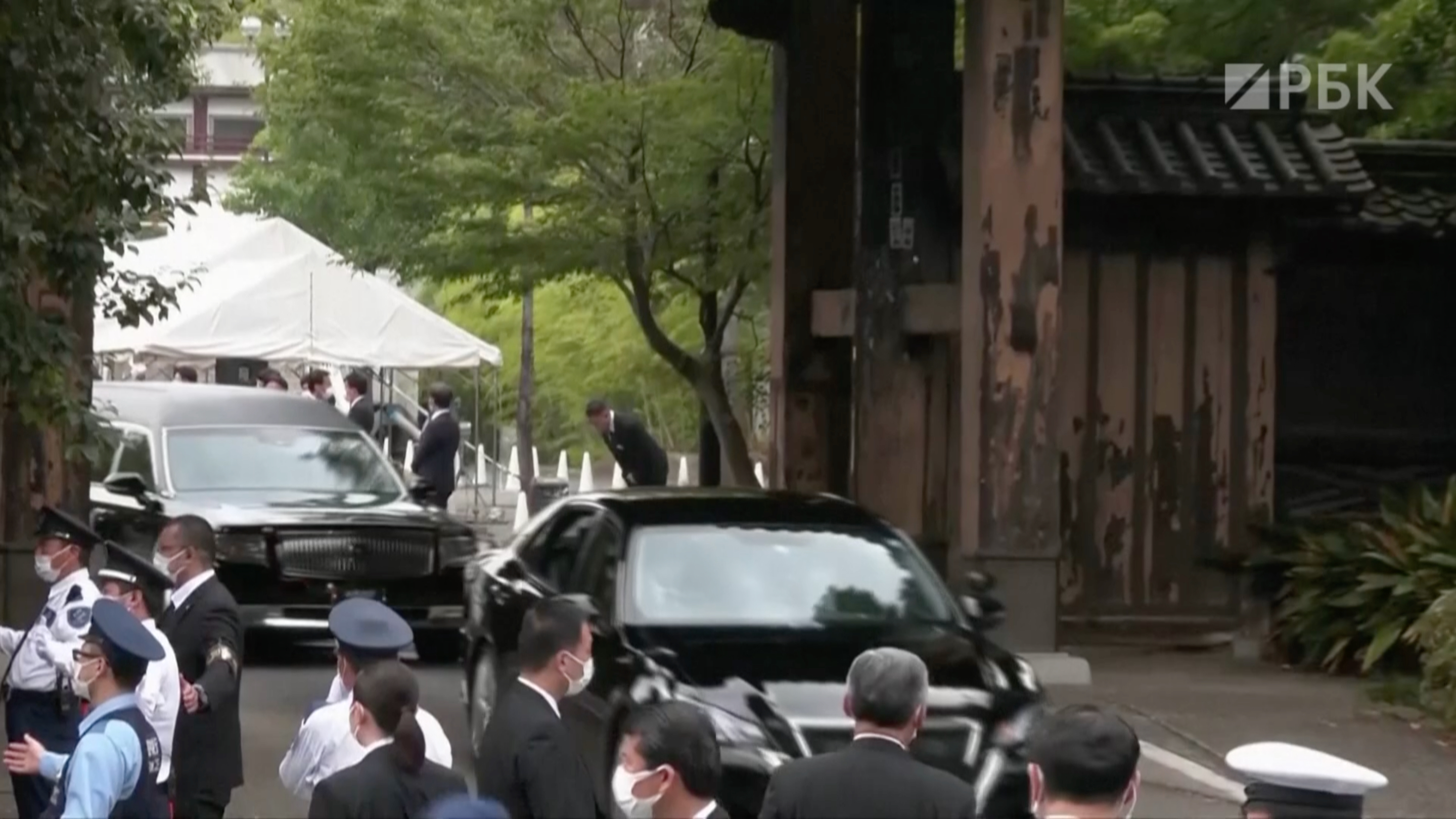 В Токио проходят похороны Синдзо Абэ. Видео