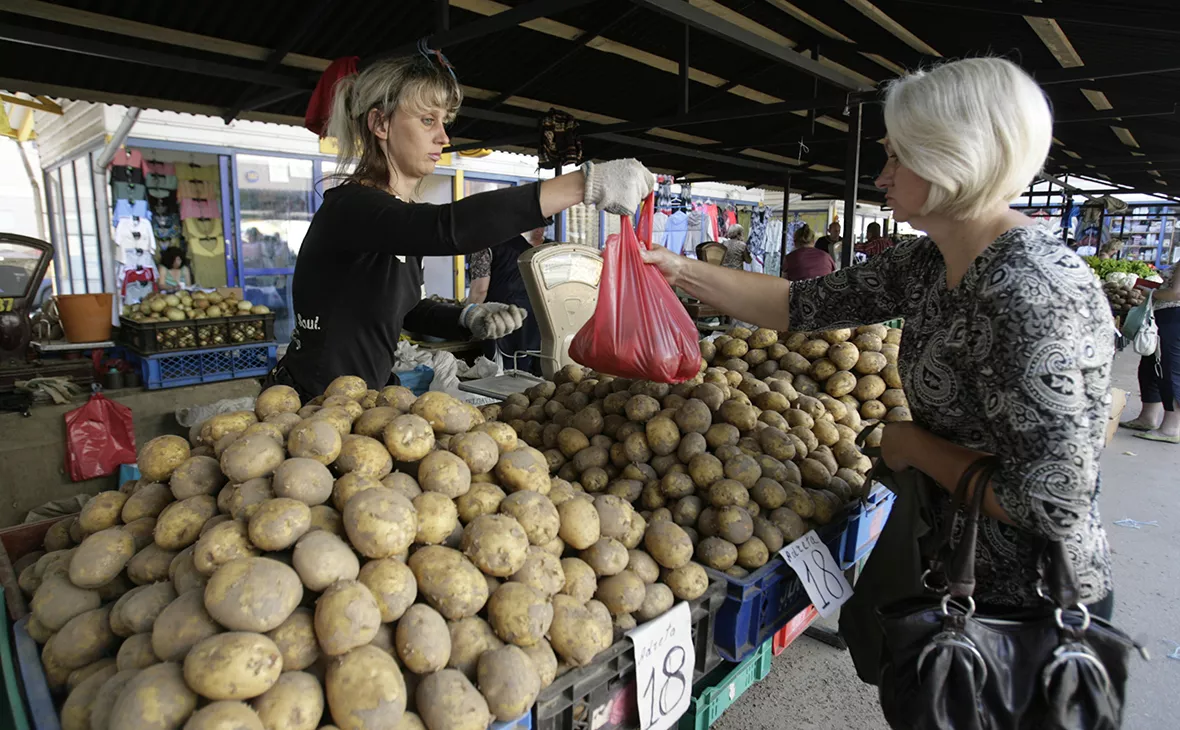 Ints Kalnins / Reuters