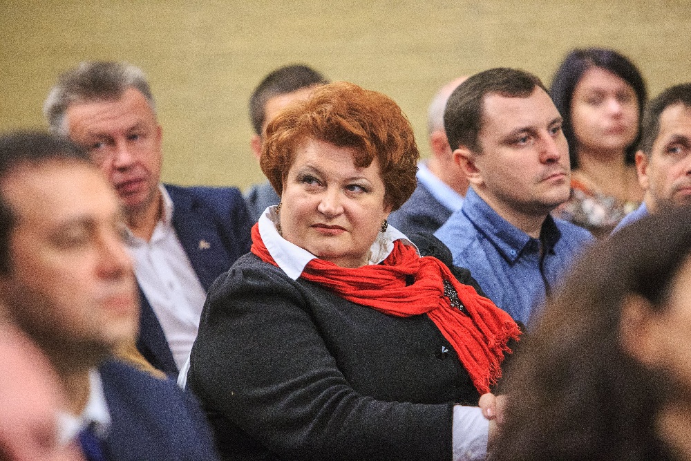 Елена Зайцева, Портовый элеватор