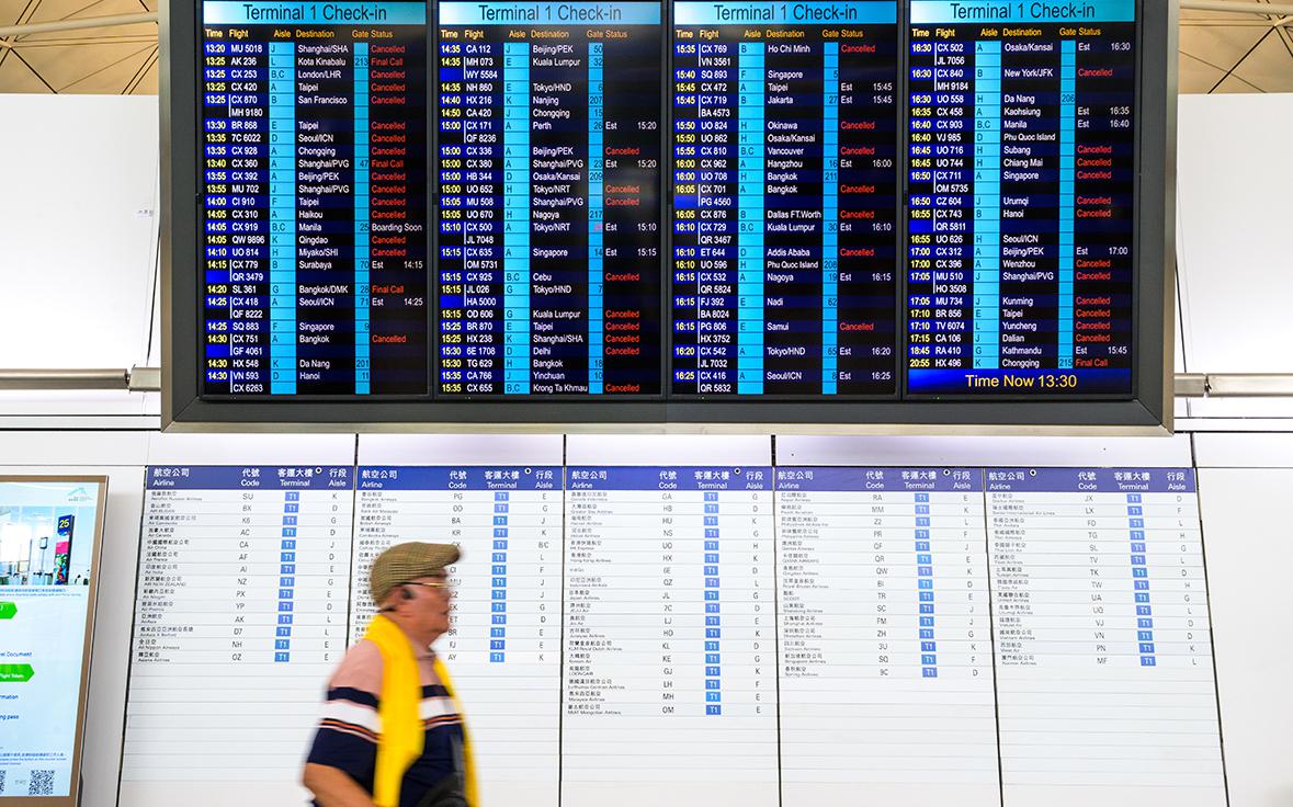 В Китае зафиксировали массовые отмены броней на рейсы в Японию