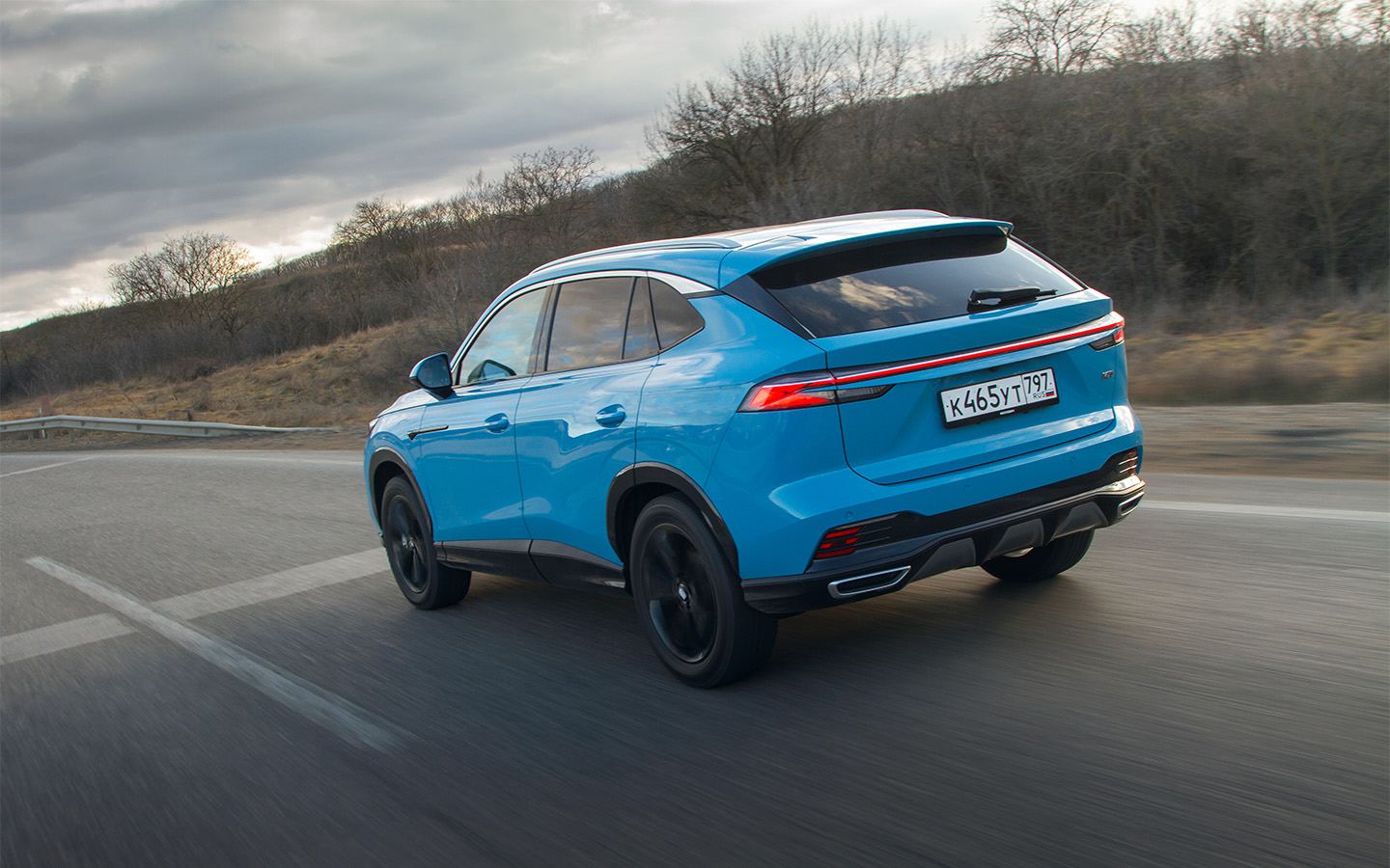 Рекомендован бензин АИ-95. Компьютеры у тестовых 1,5-литровых машин показали разброс в 9&ndash;11,5 л на&nbsp;100 км, у двухлитровых 8,3&ndash;14,8 л. Однако лотерея!