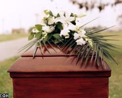 Владелец крематория в США копил разложившиеся трупы